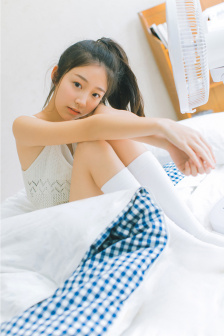 一吻二脱三床四吻胸